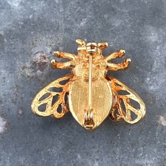 Vintage gold tone Bee multicolor Brooch with rhinestones - Picture 4 of 4